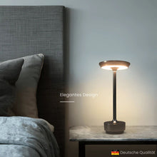 Lade das Bild in den Galerie-Viewer, EcoLume - Designer-Luxuslampe neu definiert