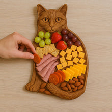 Lade das Bild in den Galerie-Viewer, Handgemachte Holz-Genussplatte in Katzenform