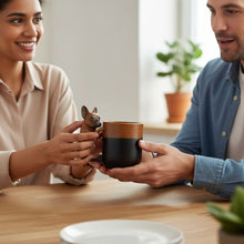 Lade das Bild in den Galerie-Viewer, Pfotenliebe – Die Tasse, die Hundehalter begeistert