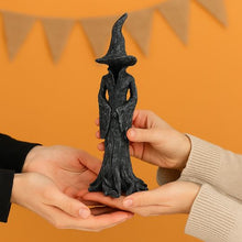 Lade das Bild in den Galerie-Viewer, SchattenHexe Statue - Die Schweigende Wächterin
